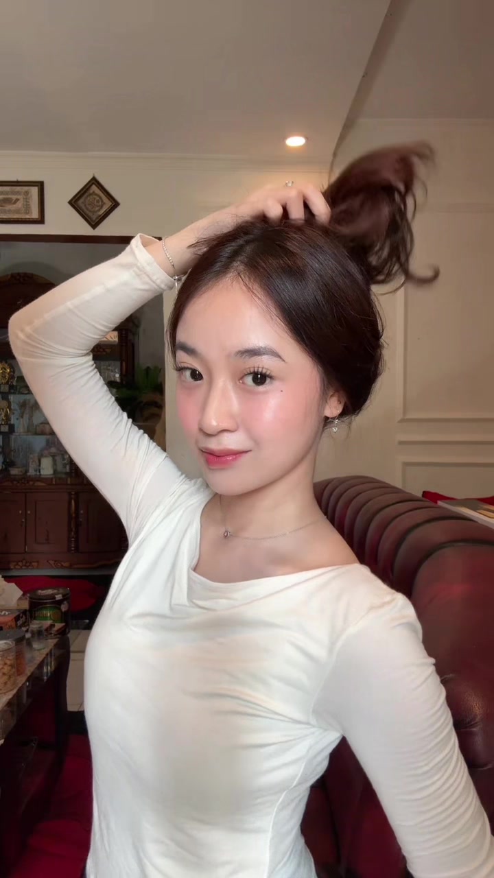 @𝒩