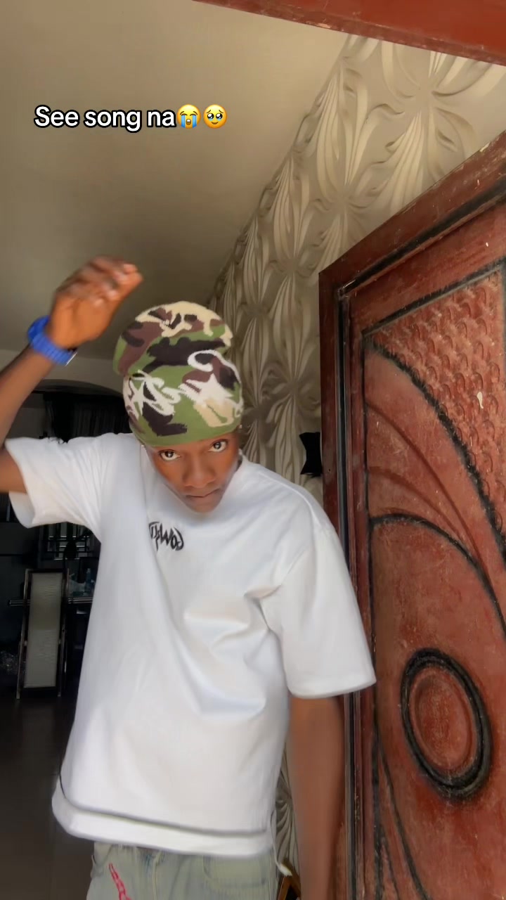 @🥷𝐃𝚰𝐕𝐘𝐍𝐄🥷