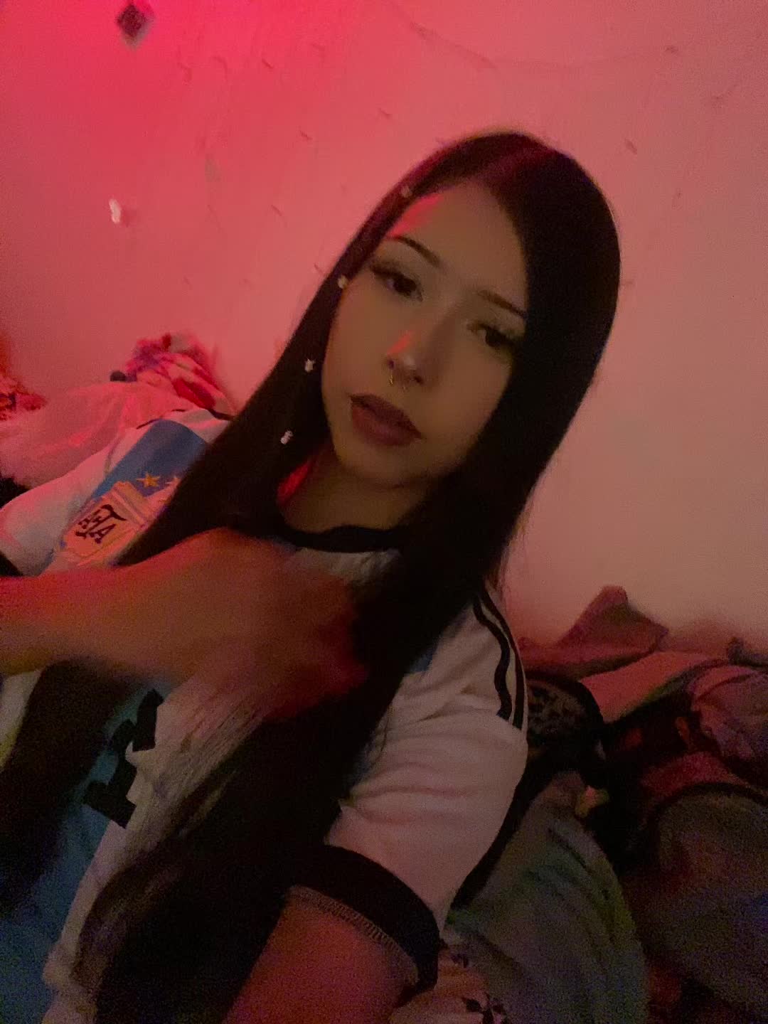 @𖣂︎