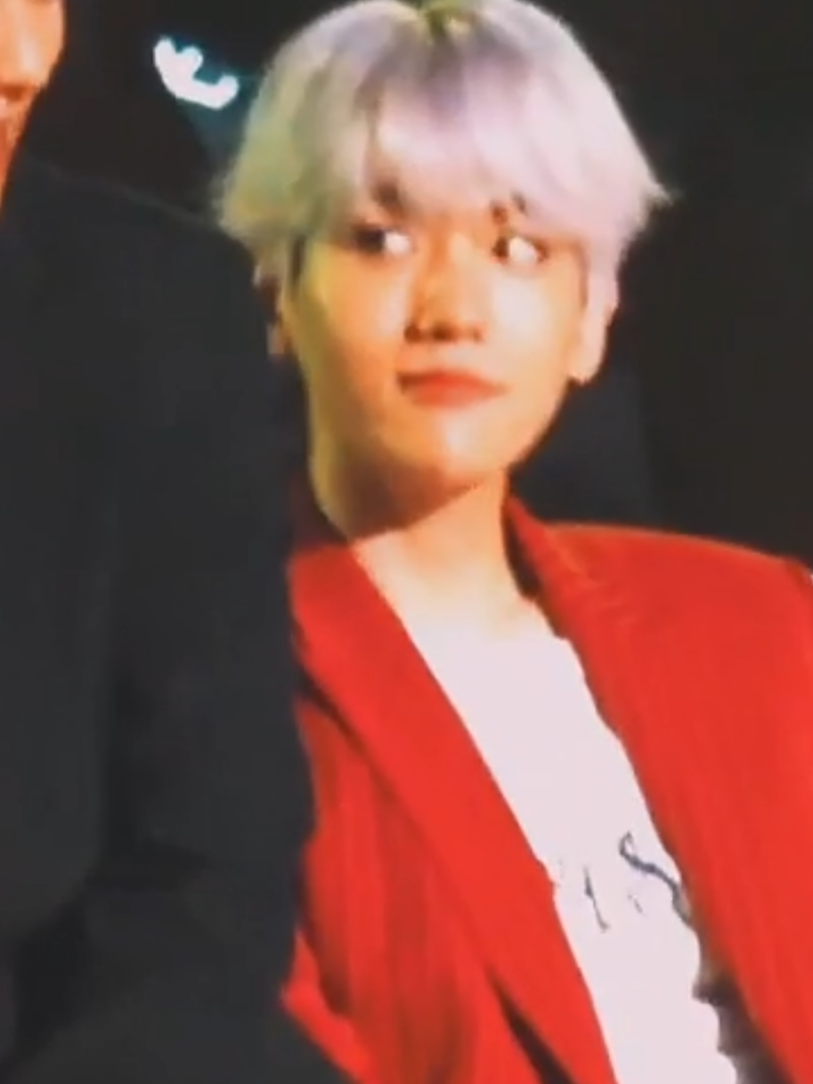 @☽̶☾ is 9 forever= 开 🐻 =