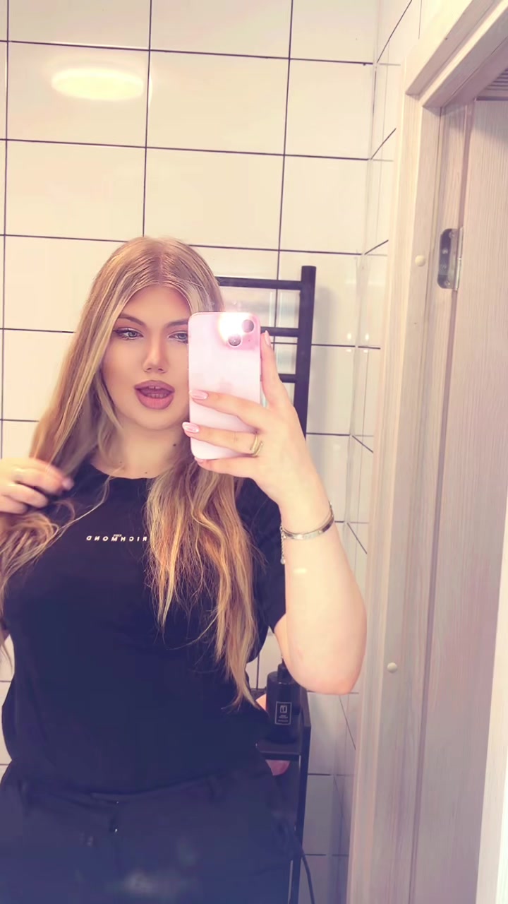 @🦋🤍