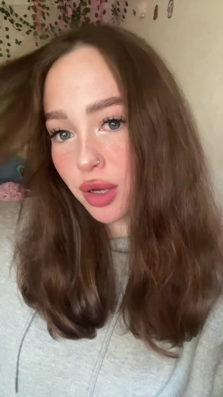 @алинка