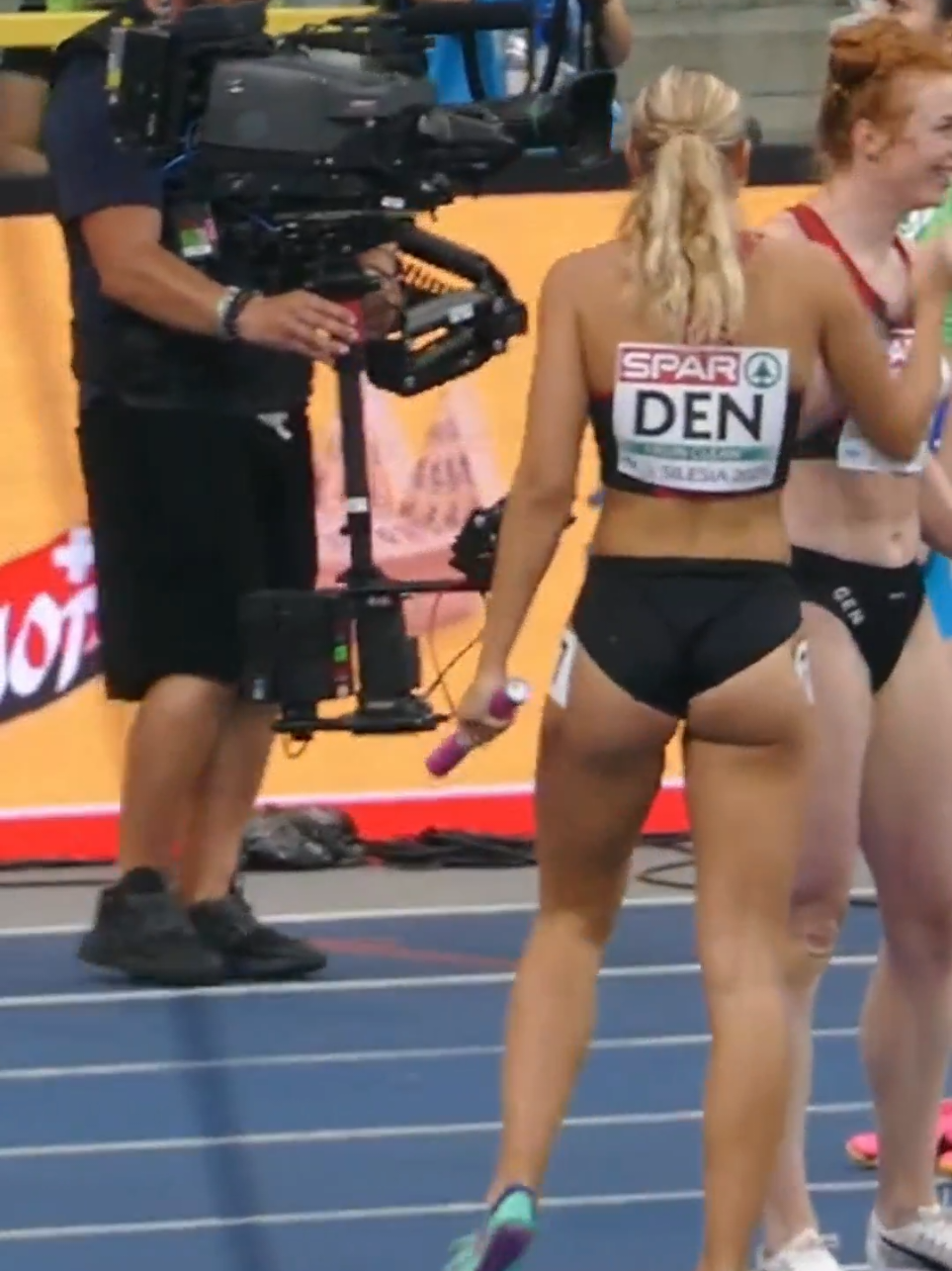 @Athletic Gorgeous
