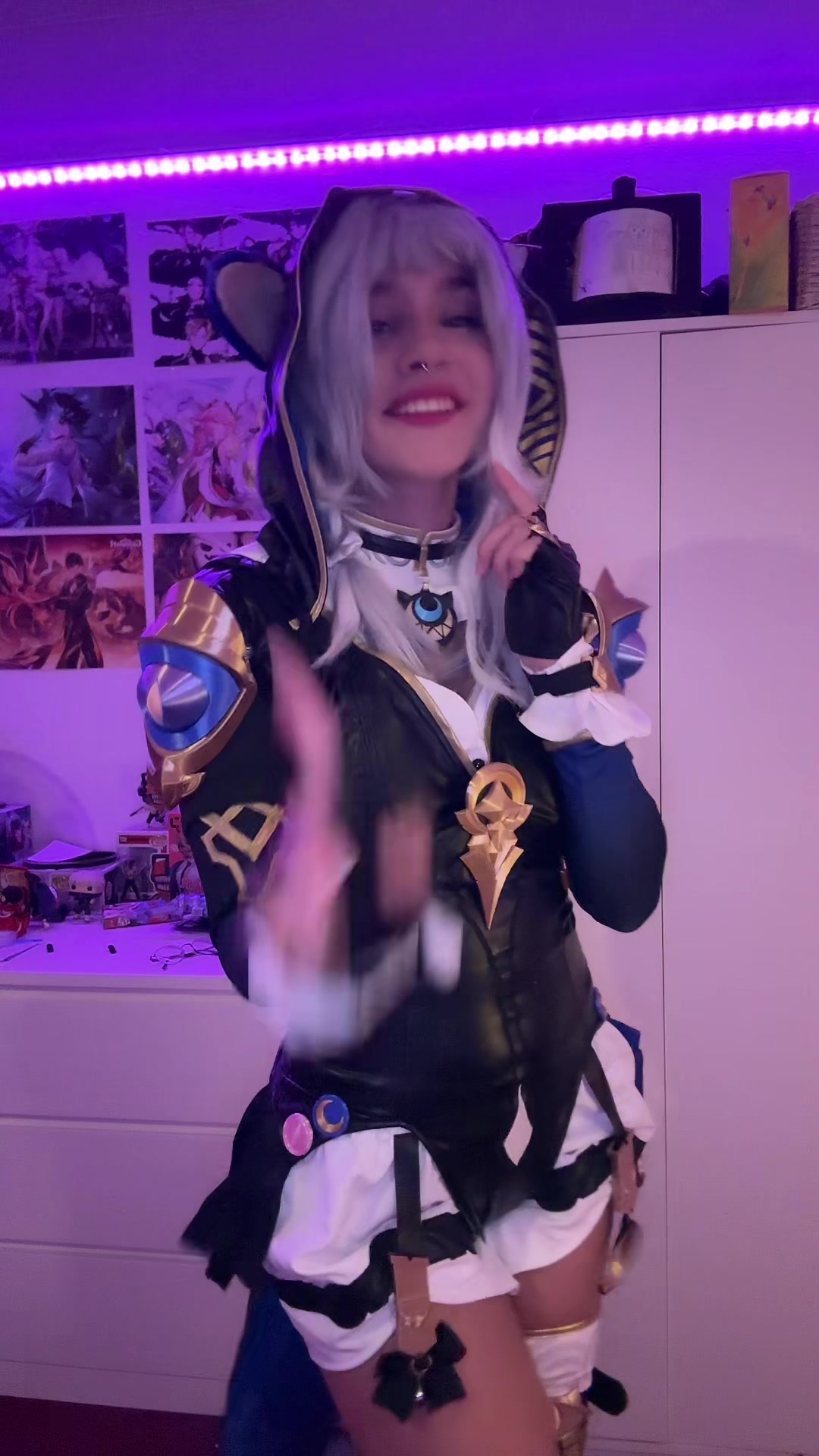 @Faye