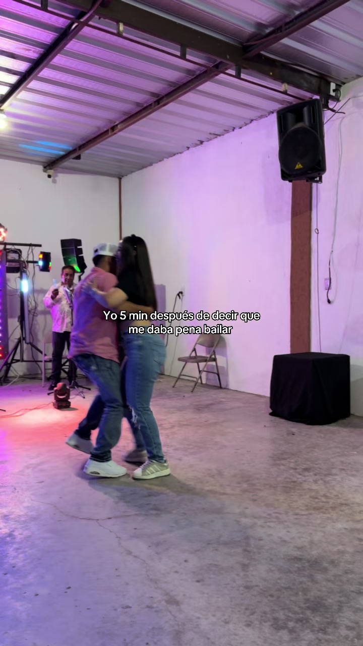 @Abril Urías 🧸