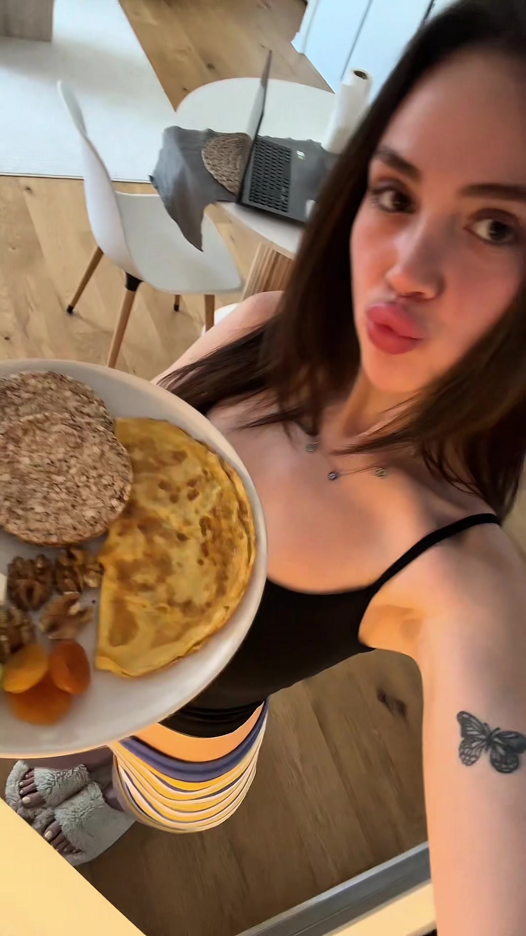 @𝒆𝒔𝒍𝒆𝒎