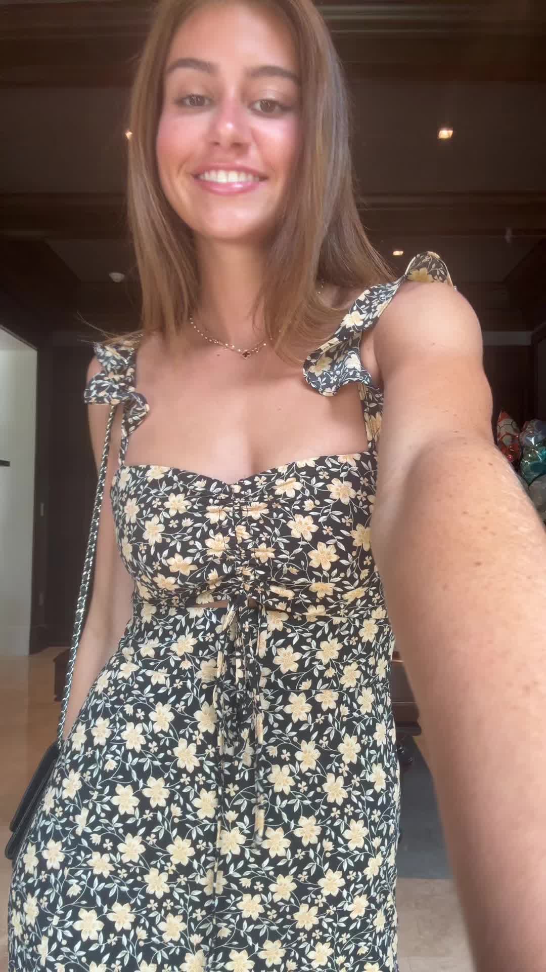 @_lucianalee