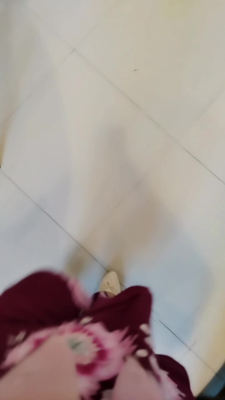 @£@iz