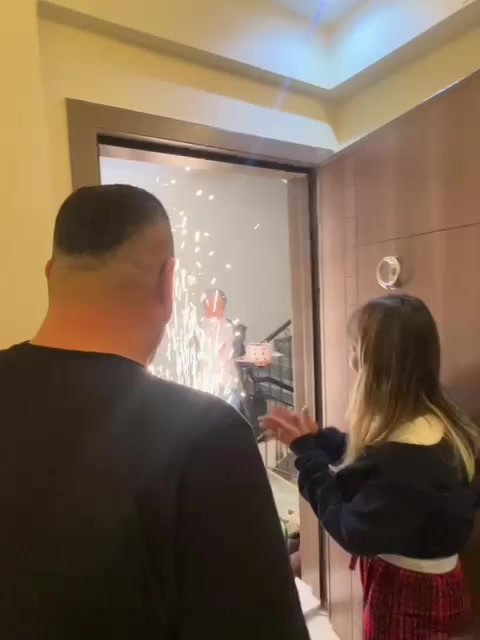 @Burcu&ouml;zeryavuz