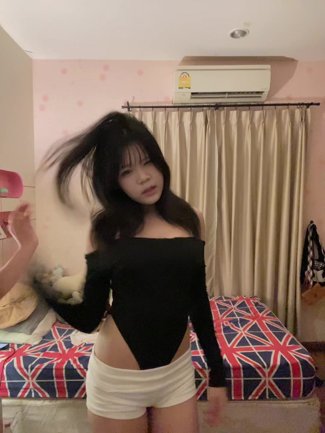 @หมุกระจก