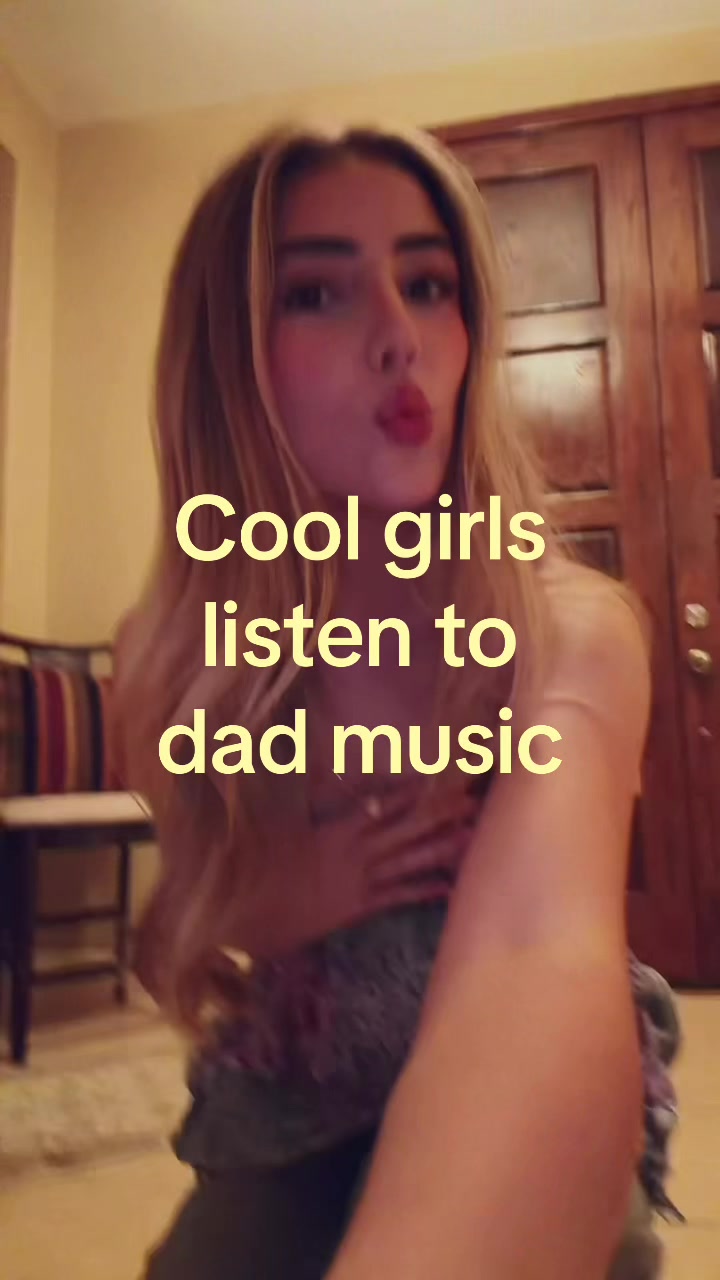 @Elsitaaaaa