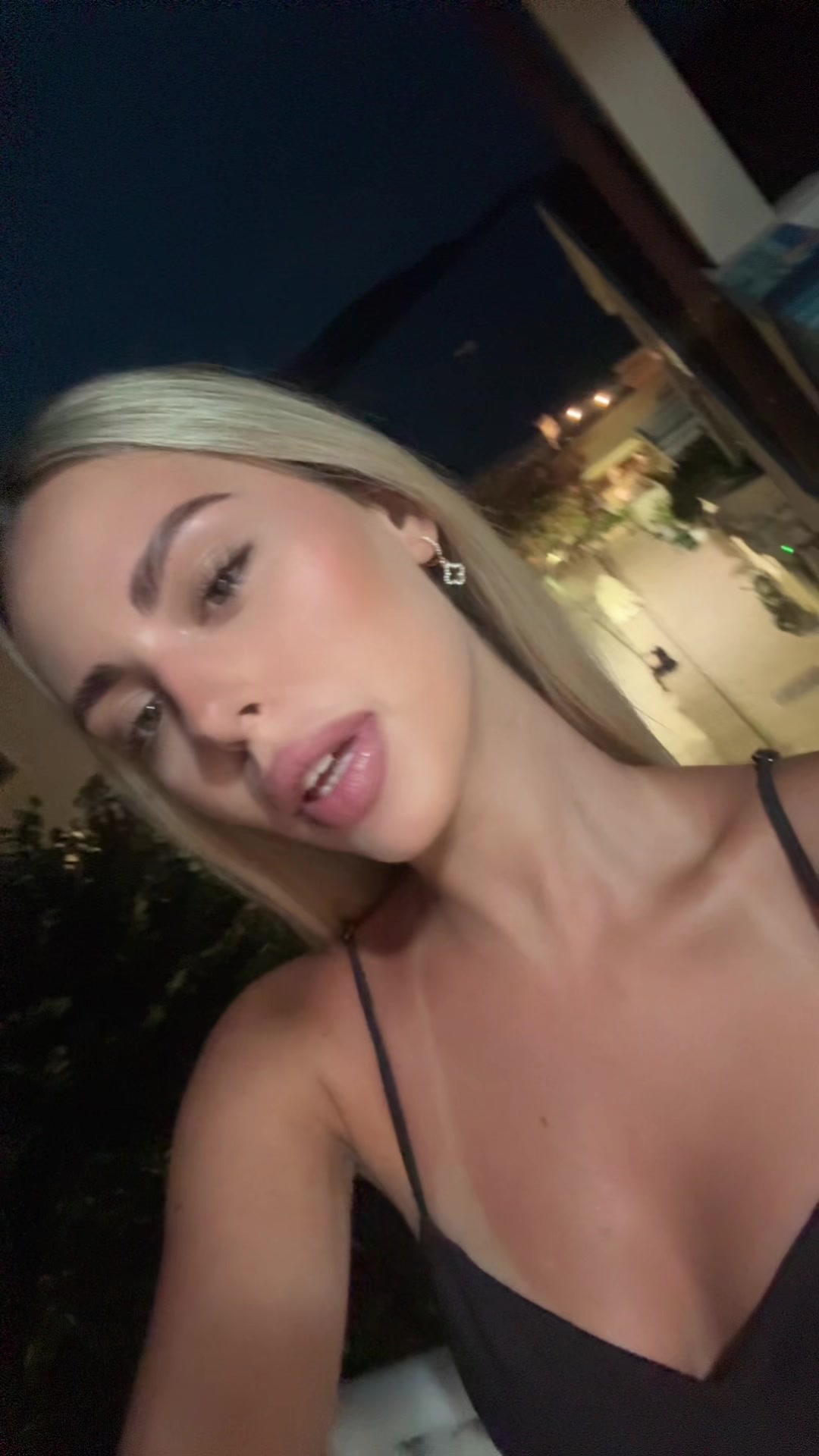 @j