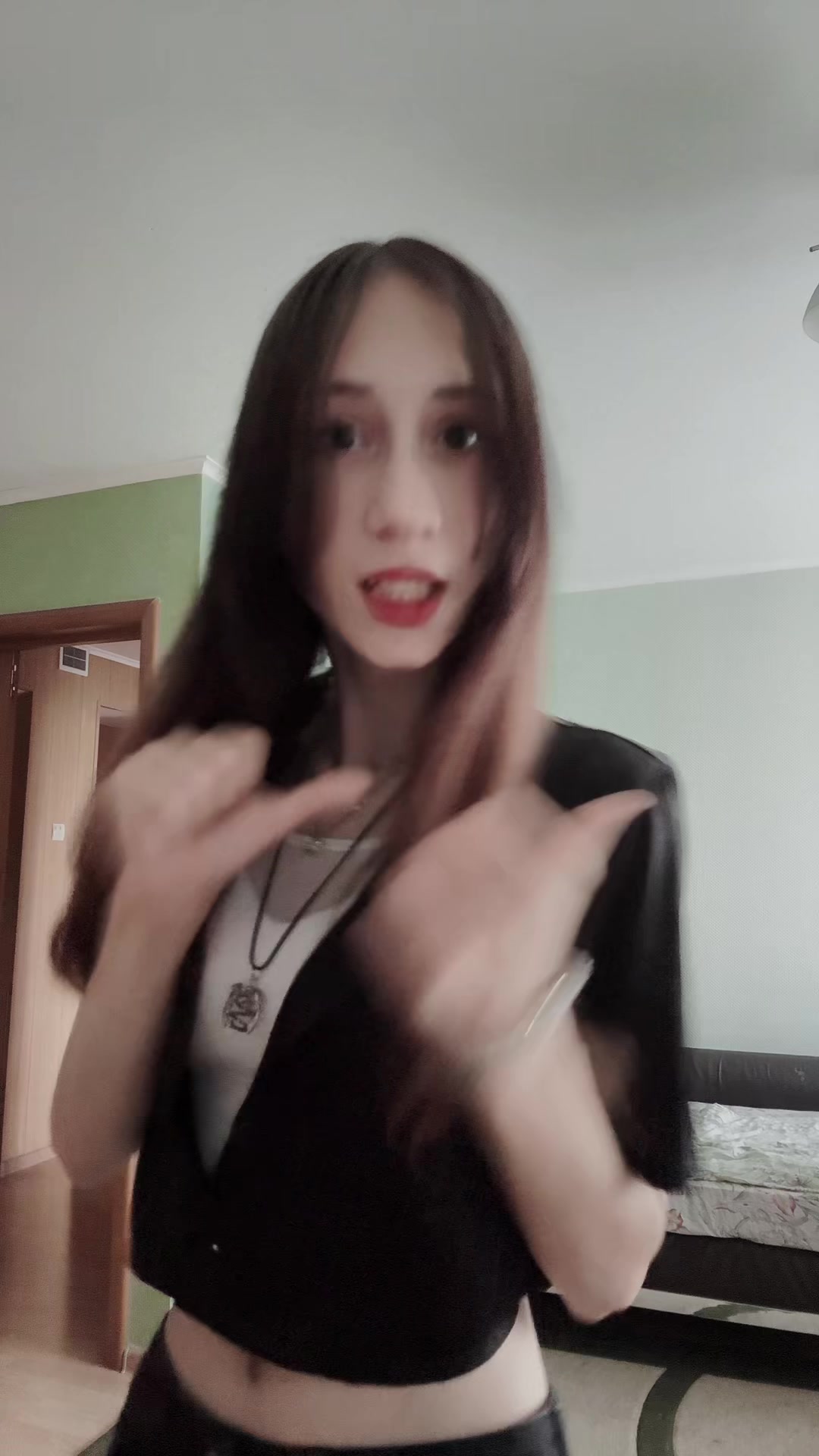 @de1tye