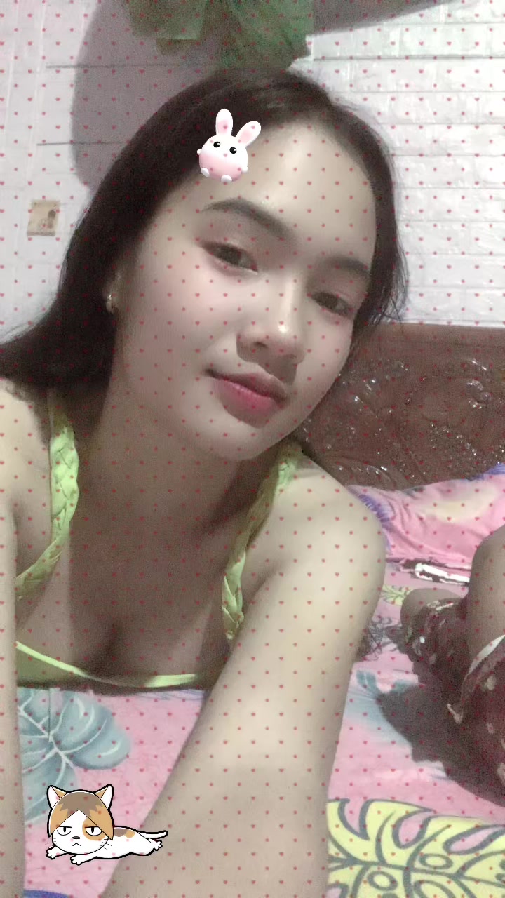 @លី៚ នីន