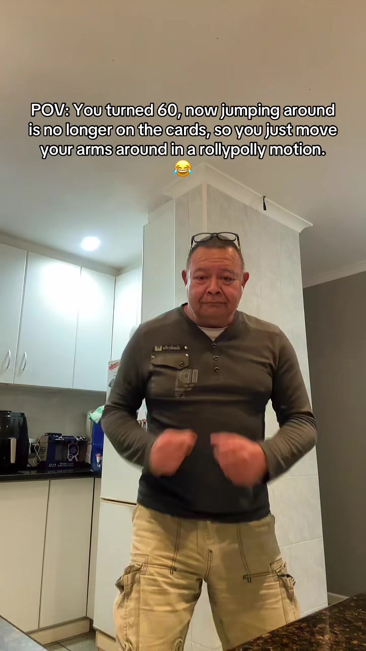 @therealdaddyadrian🇿🇦