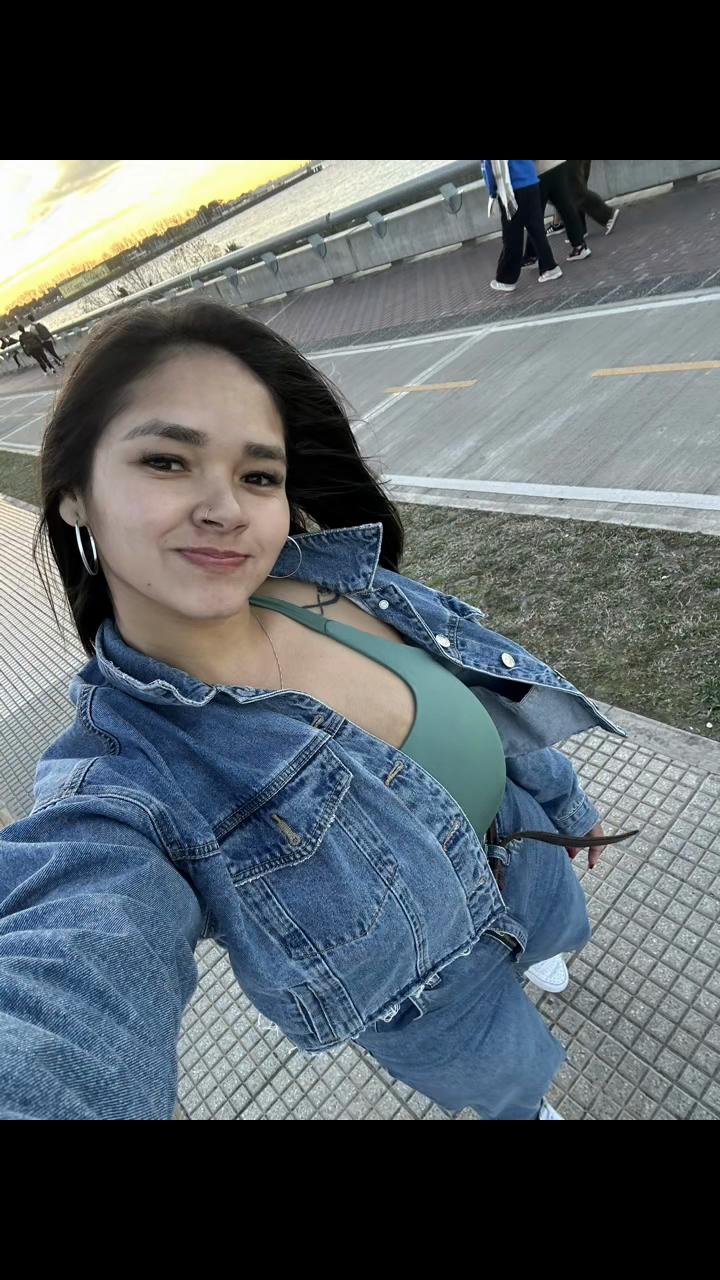 @moni_candia27
