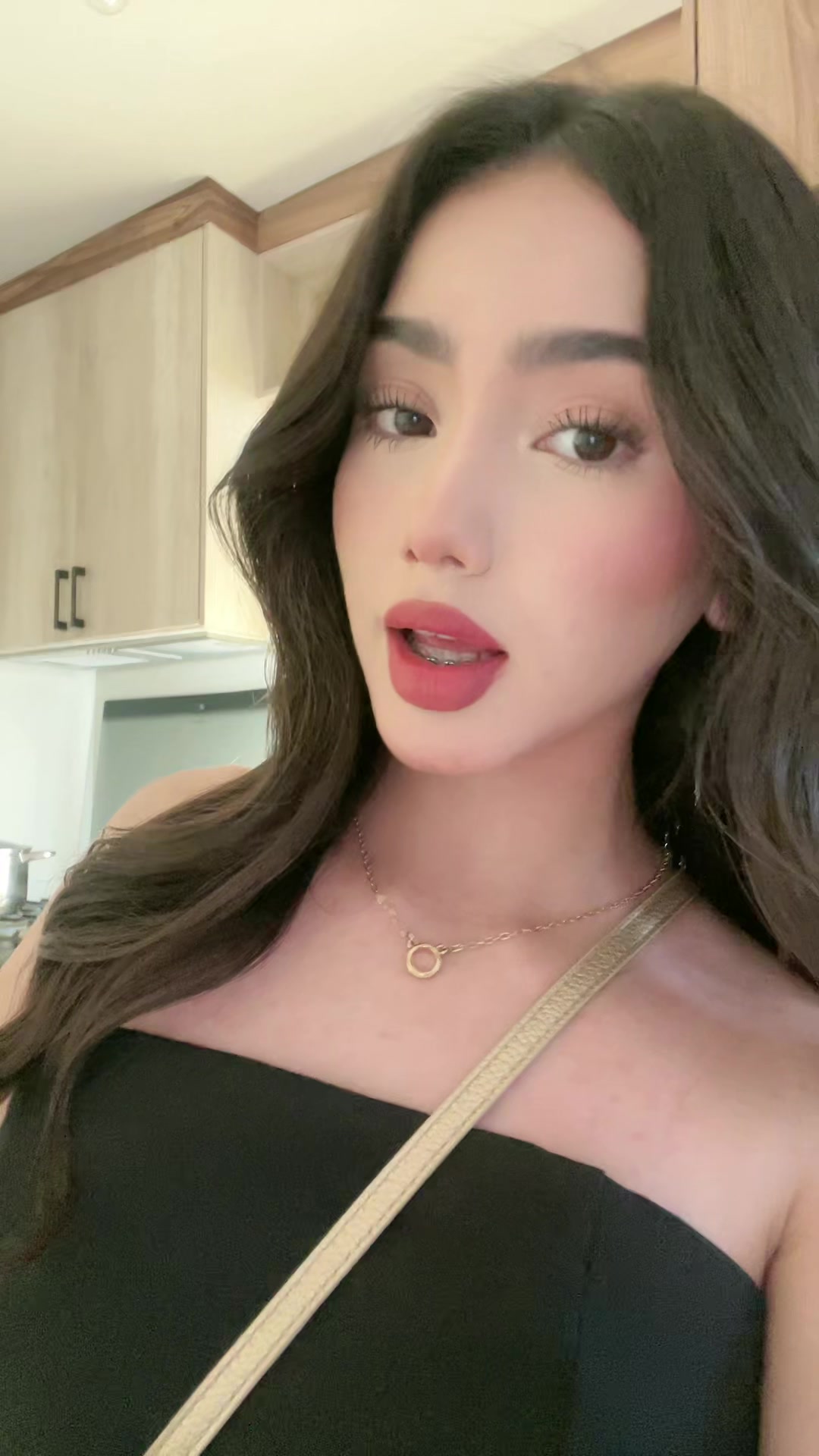 @𝐀𝐛𝐫𝐢𝐥