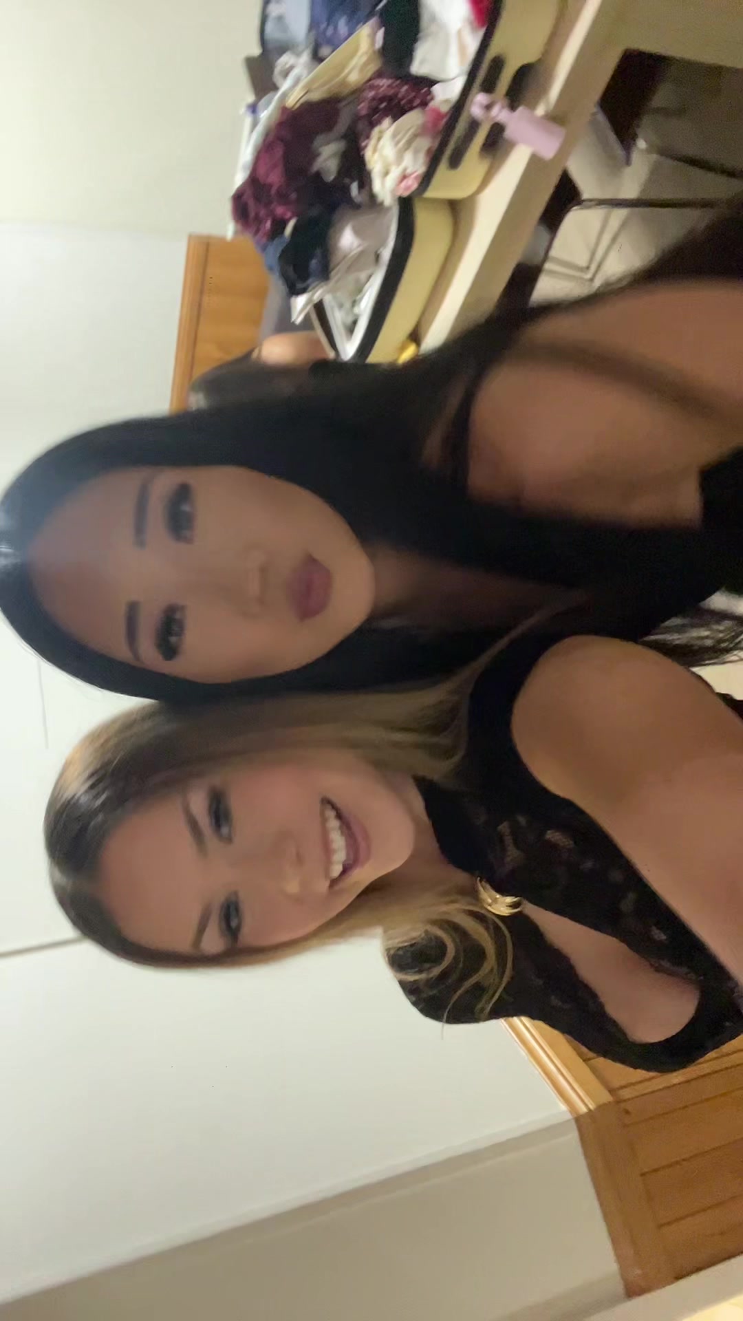 @leighlooooooo