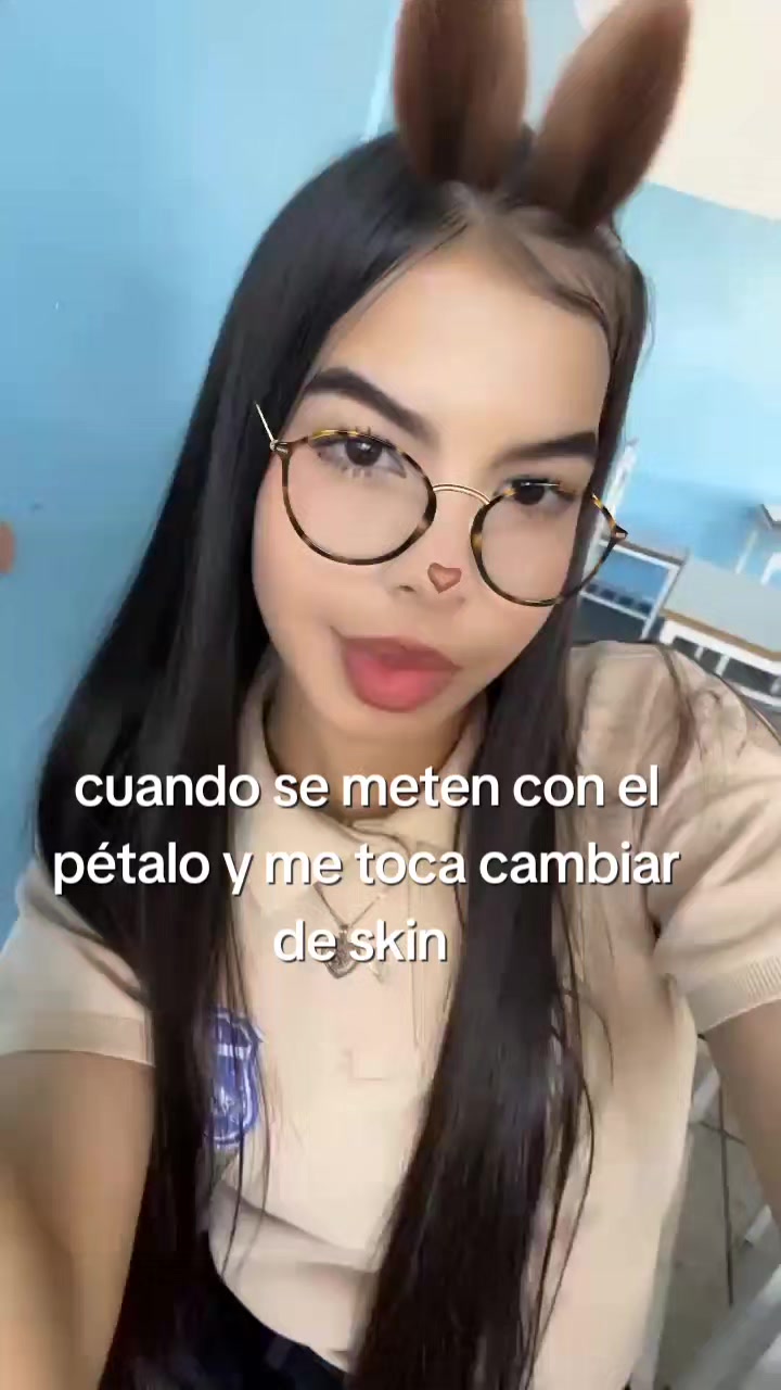 @🫦