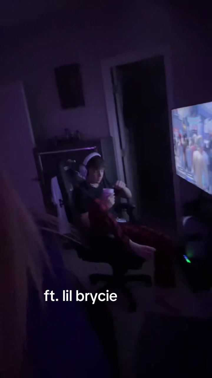 @𝓶𝓲𝓼𝓼 𝓴𝓴 💋💸