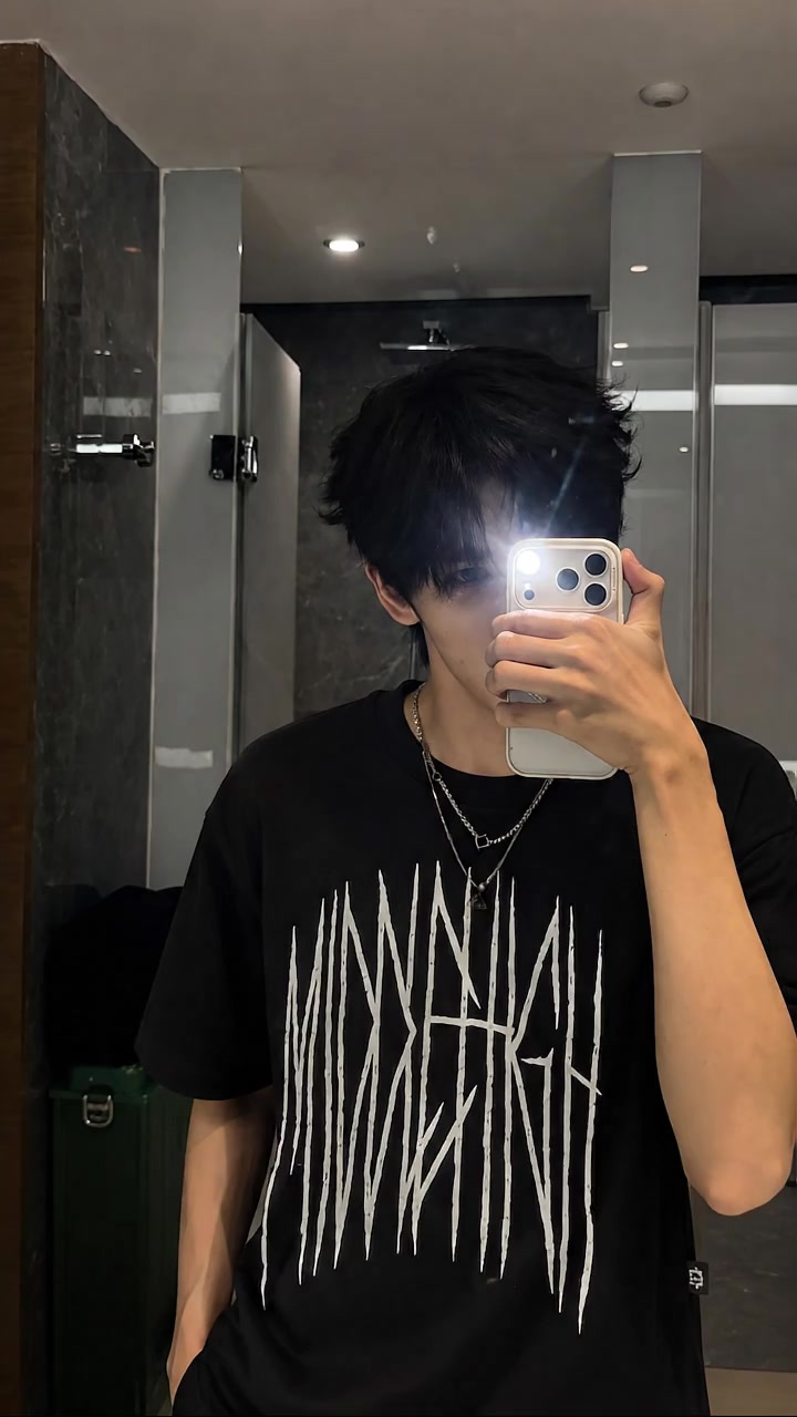 @๐ฉ๐ค๐จ๐๐ง๐๐