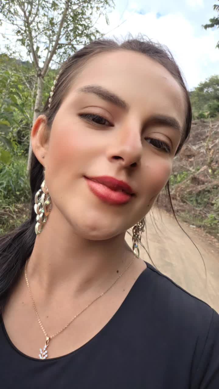 @Yucely