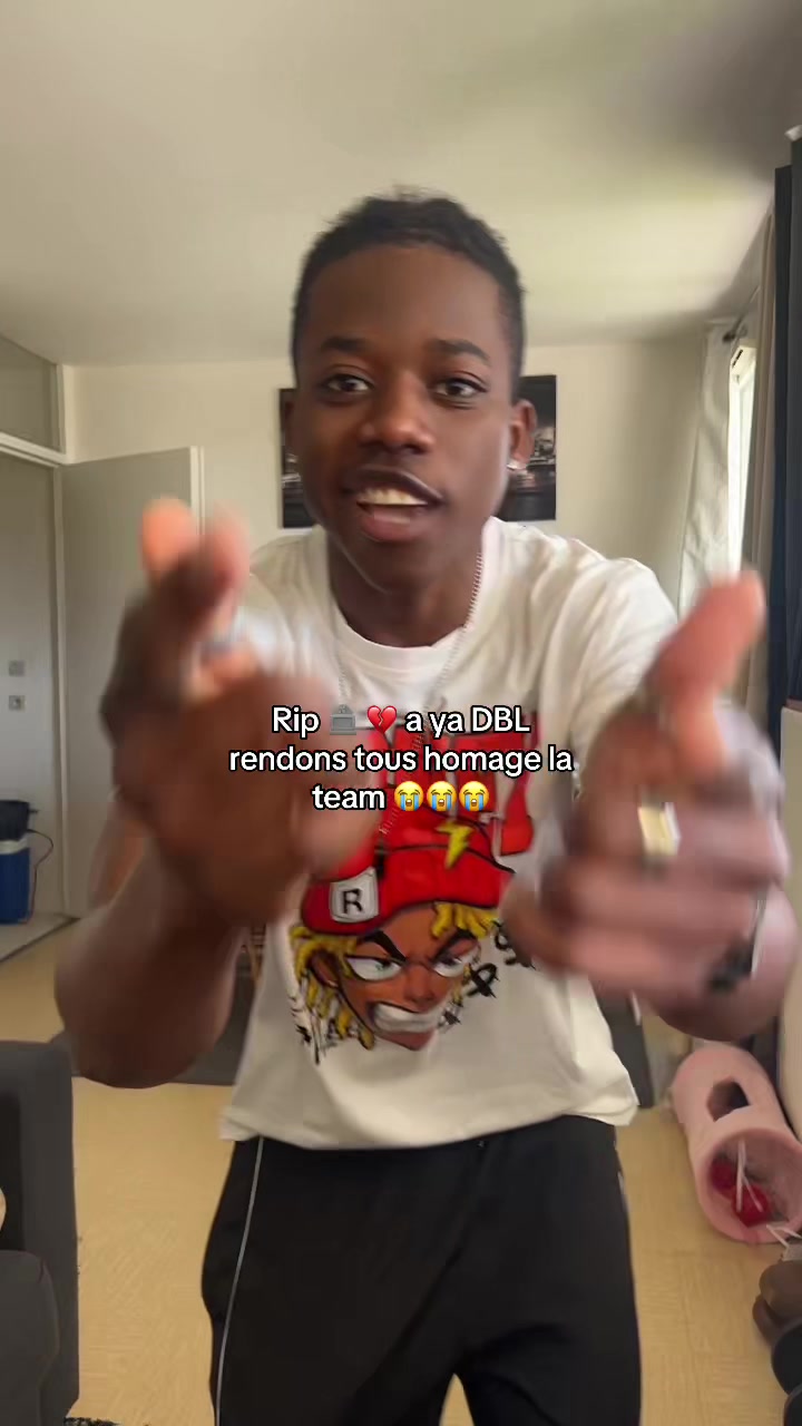 @🧿R&auml;y&auml;n@-b🔱🇨🇬🇦🇴🧿