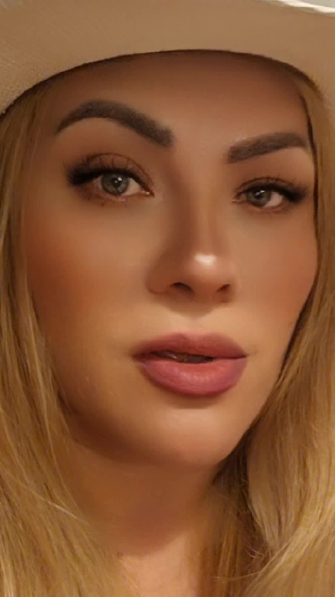 @sayramontes345