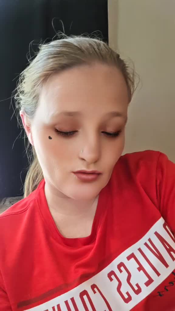 @Sarah🦇 🧛♀️