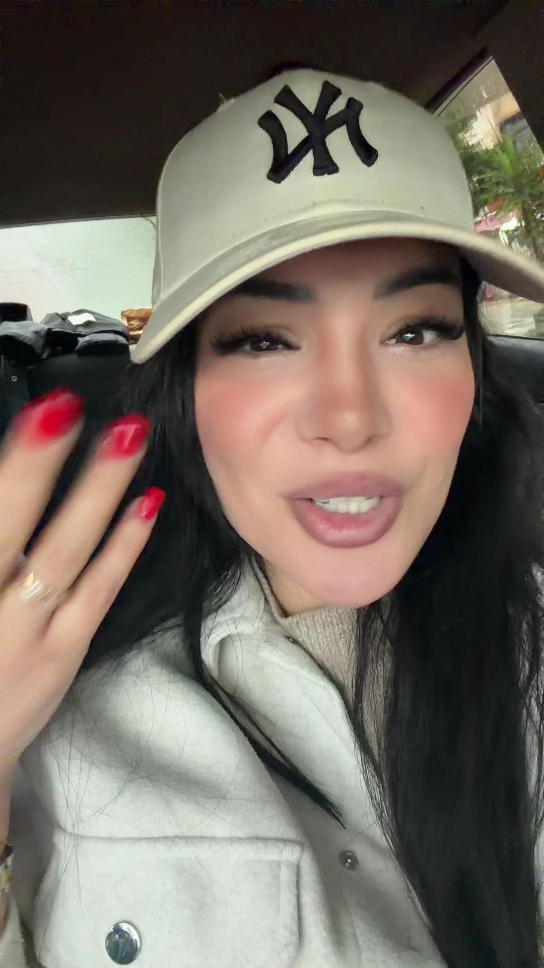 @Leilaa_f_k