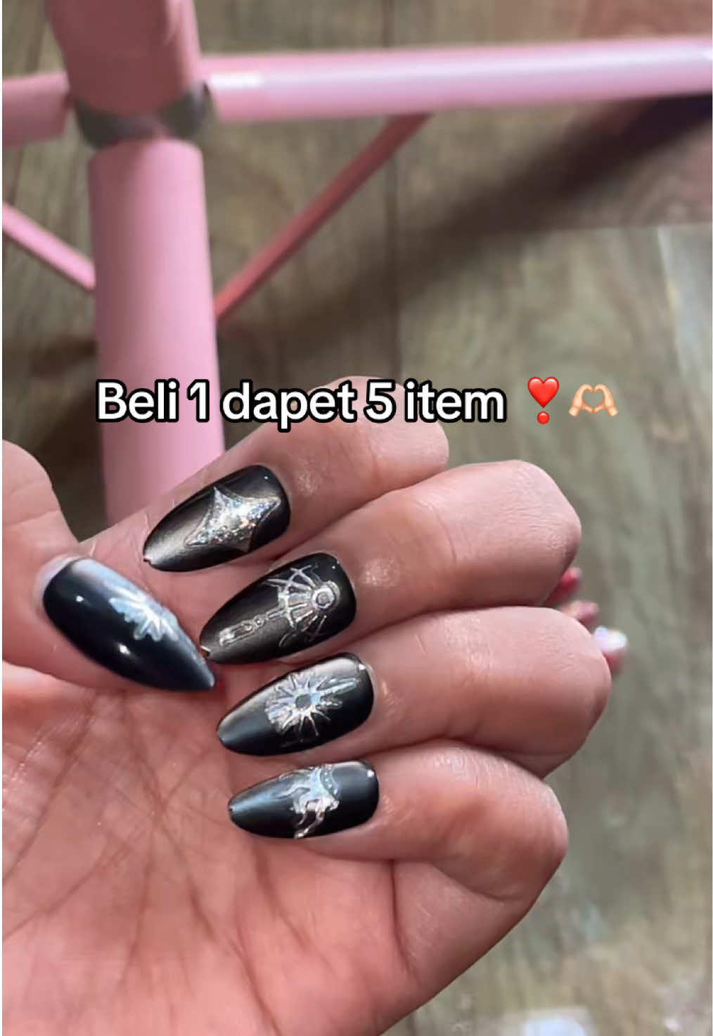 @Dewiigg