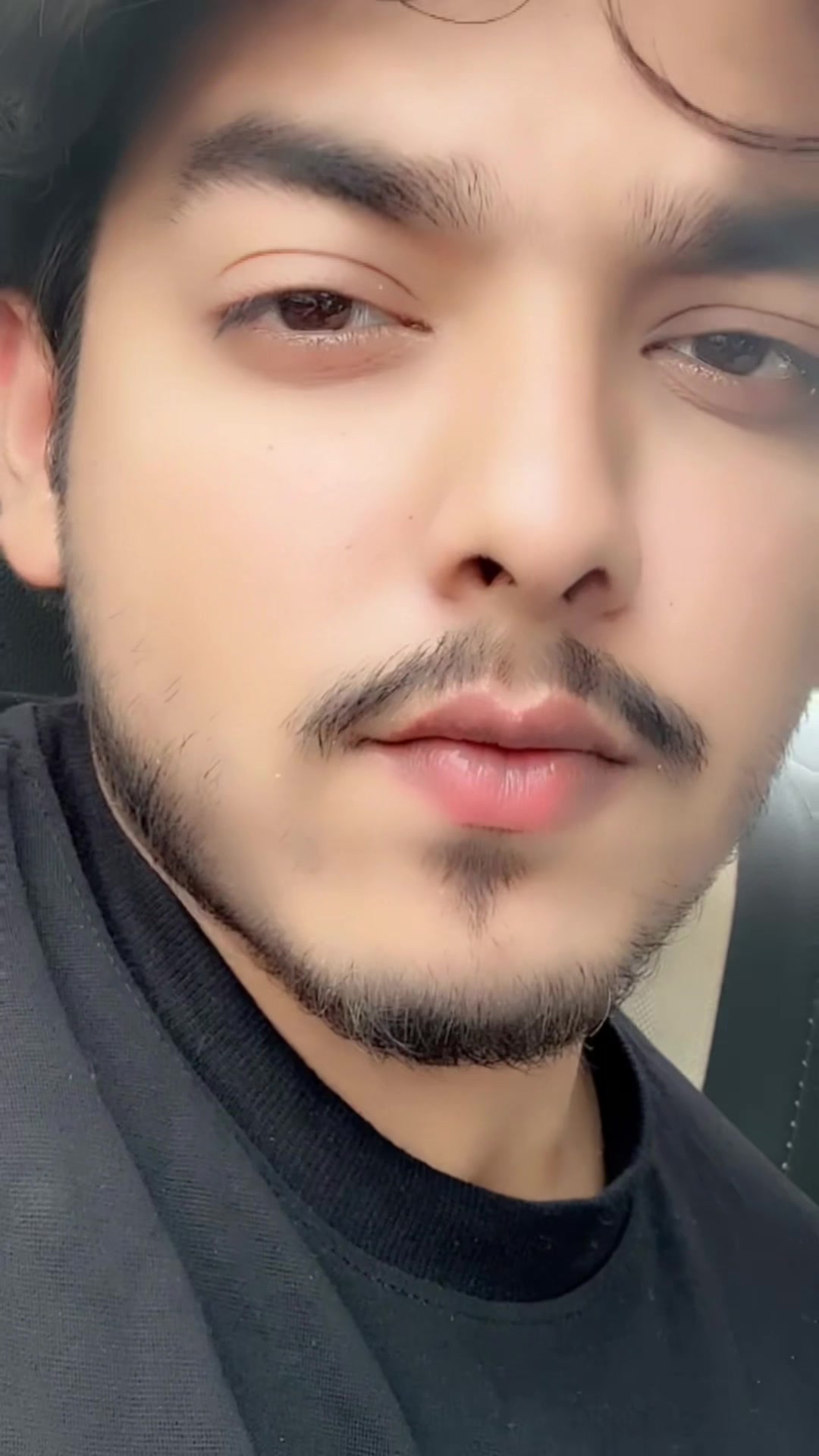 @Hassooking