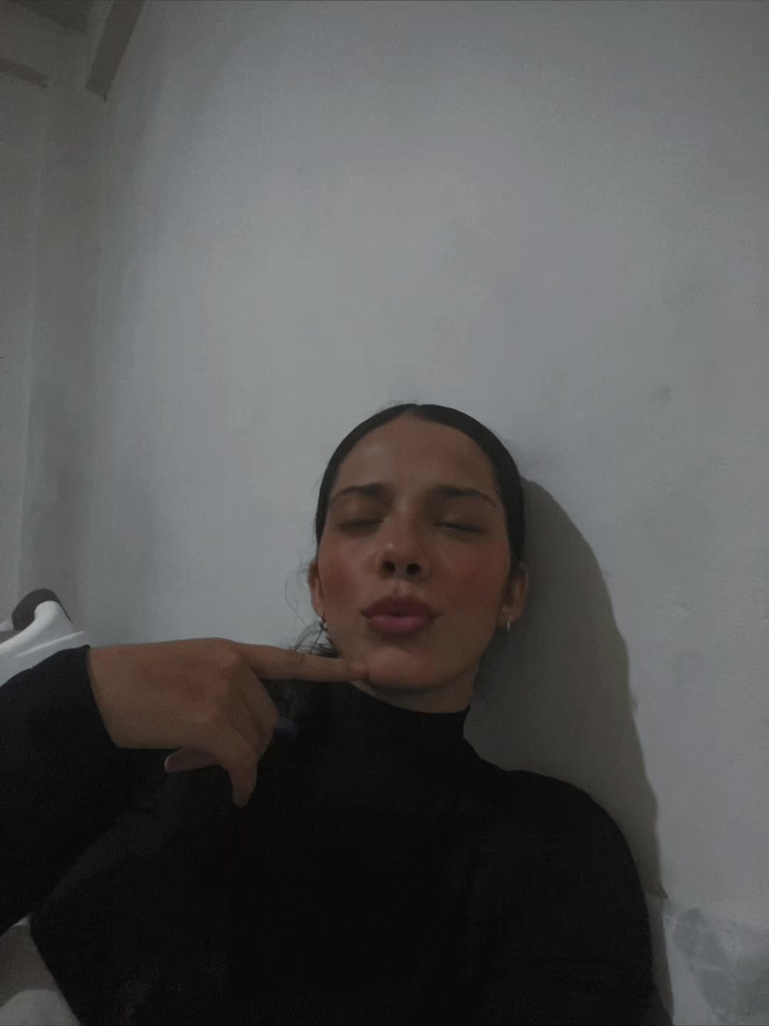 @L💋