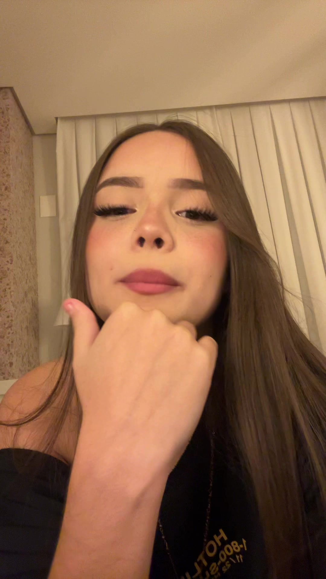 @️ ️
