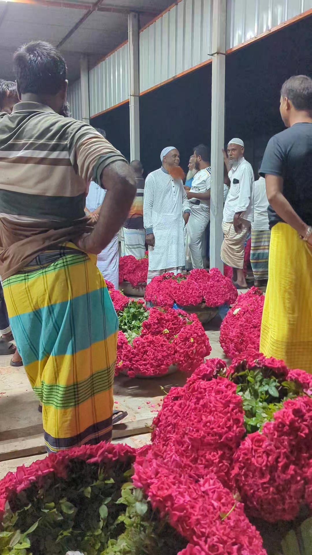 @গোলাপ গ্রাম 🔘