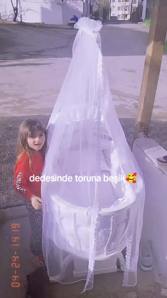 @yeşim İlker Supel
