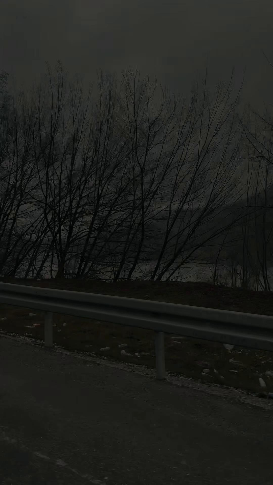 @𝙀.𝘼