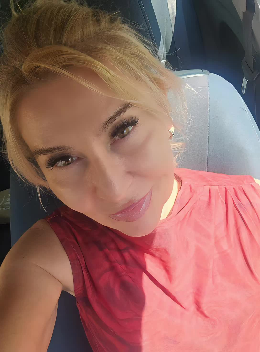 @Blonde007🇭🇷
