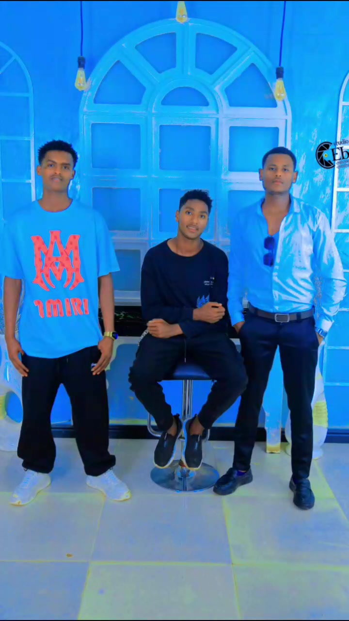 @Rayyan.... ye fiqir saw๐ช๐ธ๐ฐ
