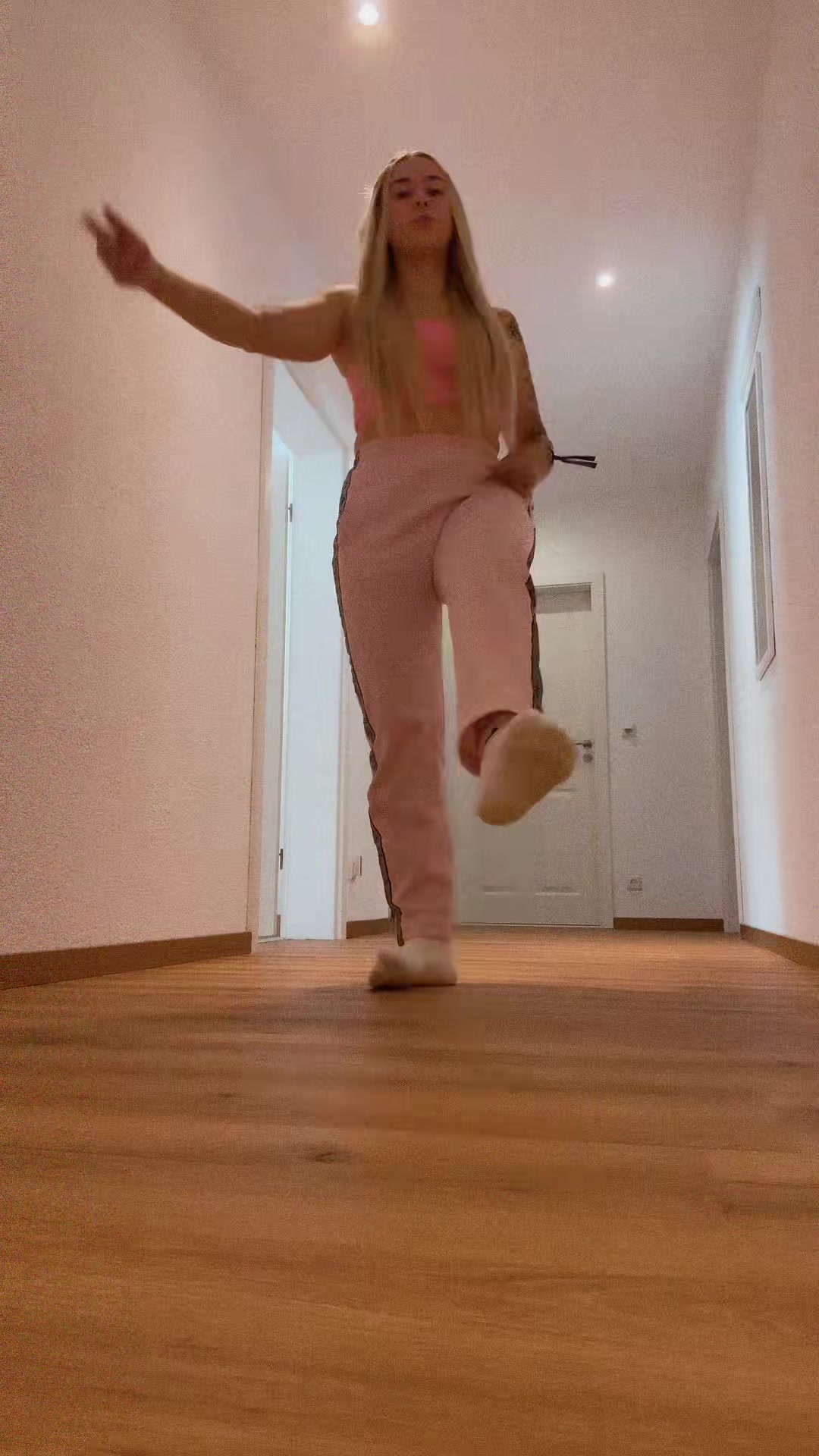 @Gabberbarbieee