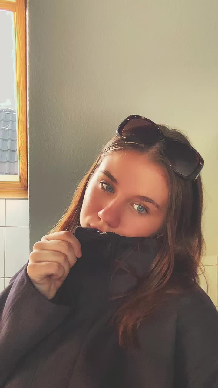 @maike maria 🖤💛
