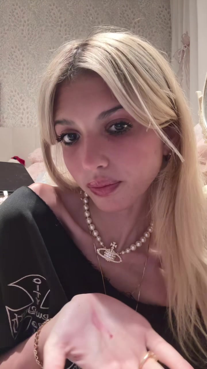 @gaby 🦇
