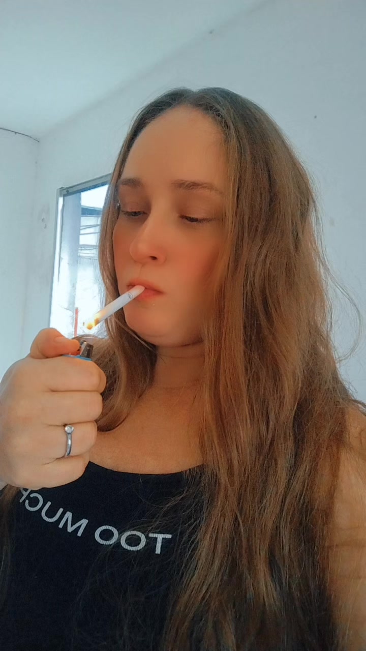 @Loraah 🍁