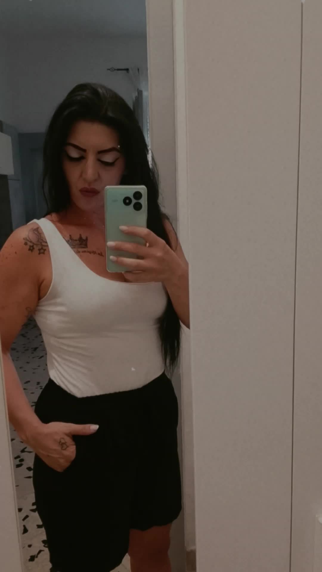@ENZA👑❤️