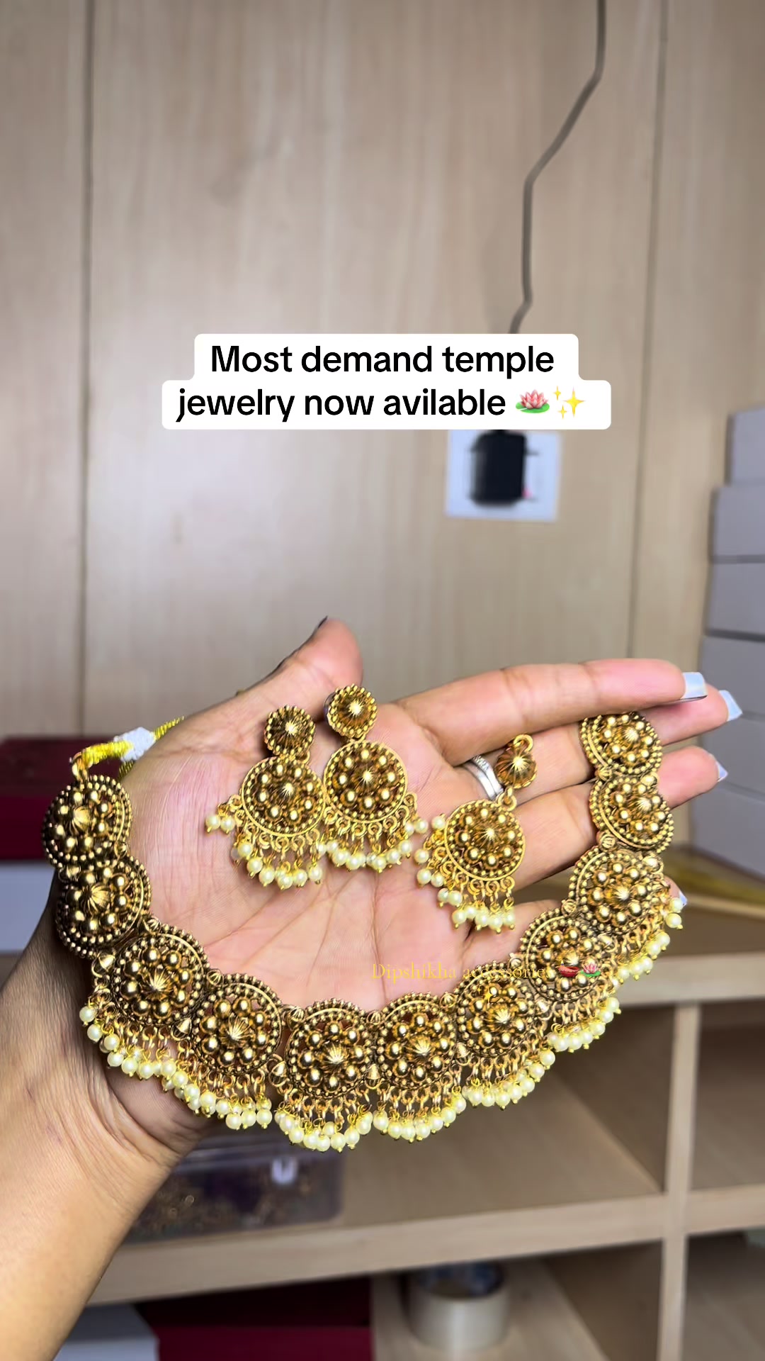 @DIPSHIKHA 🪔🪷✨( accessories )