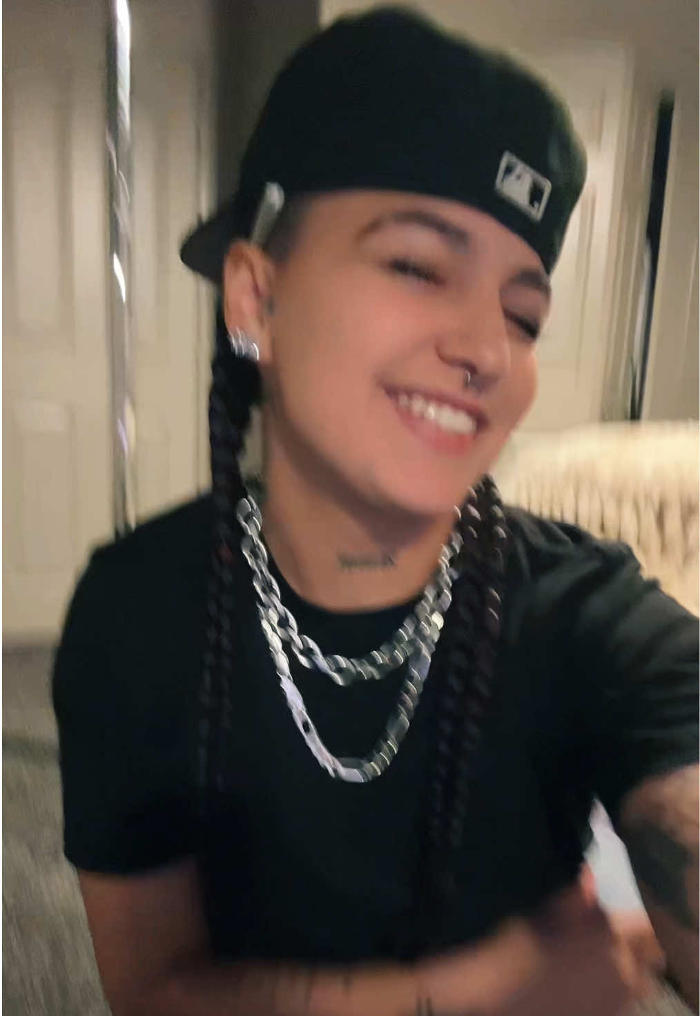 @g