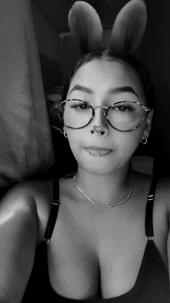 @Valentina♡