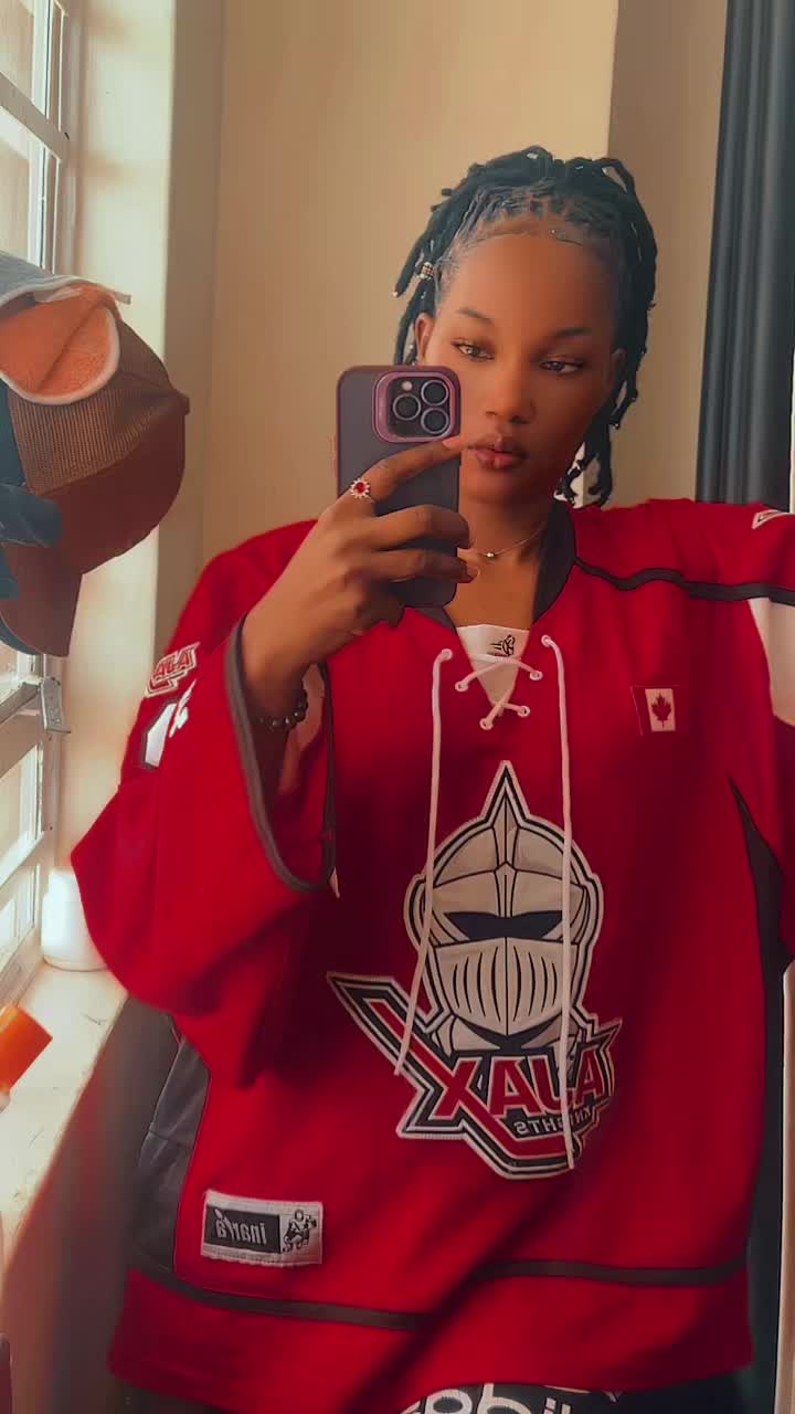 @Soniah_Empress👑