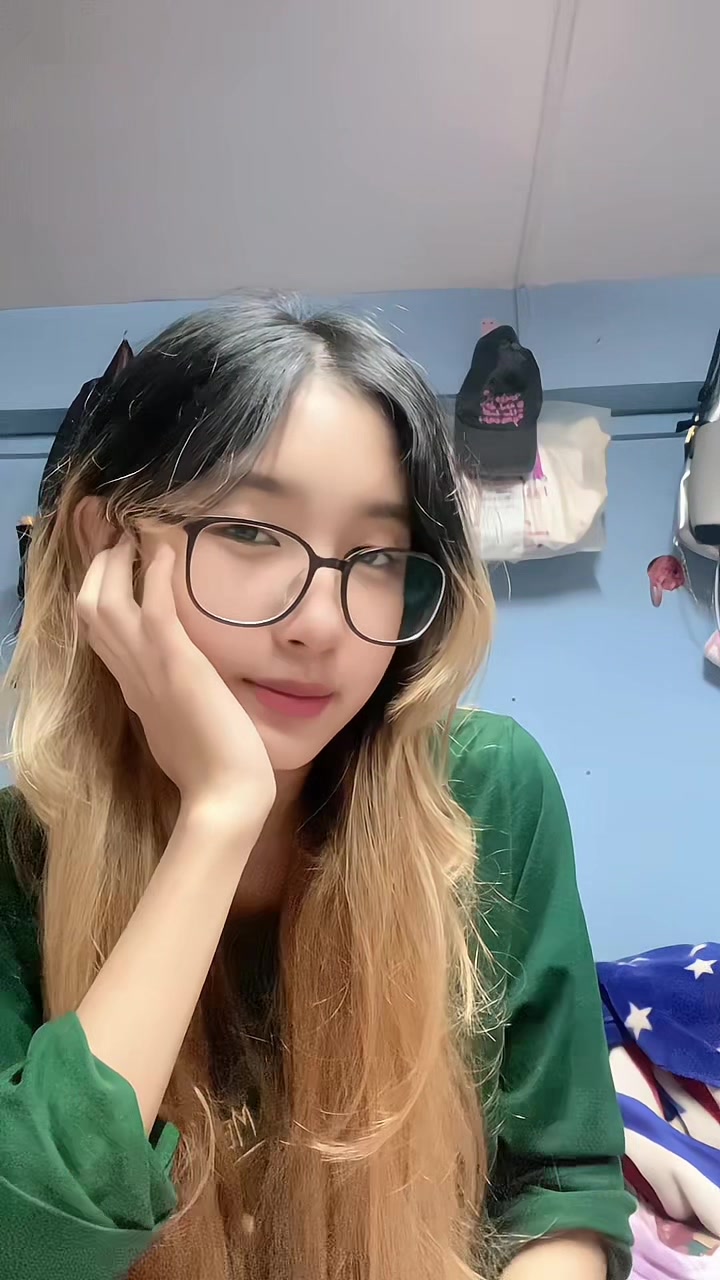 @𝐻