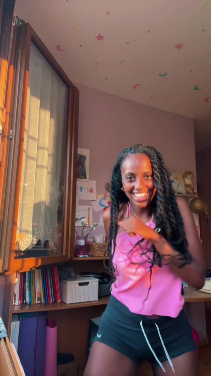 @вιтωєтα αℓвєятιηι 💃🏾